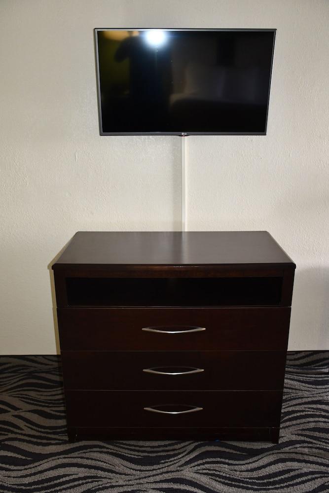 Americas Best Value Inn Bishopville photo 14