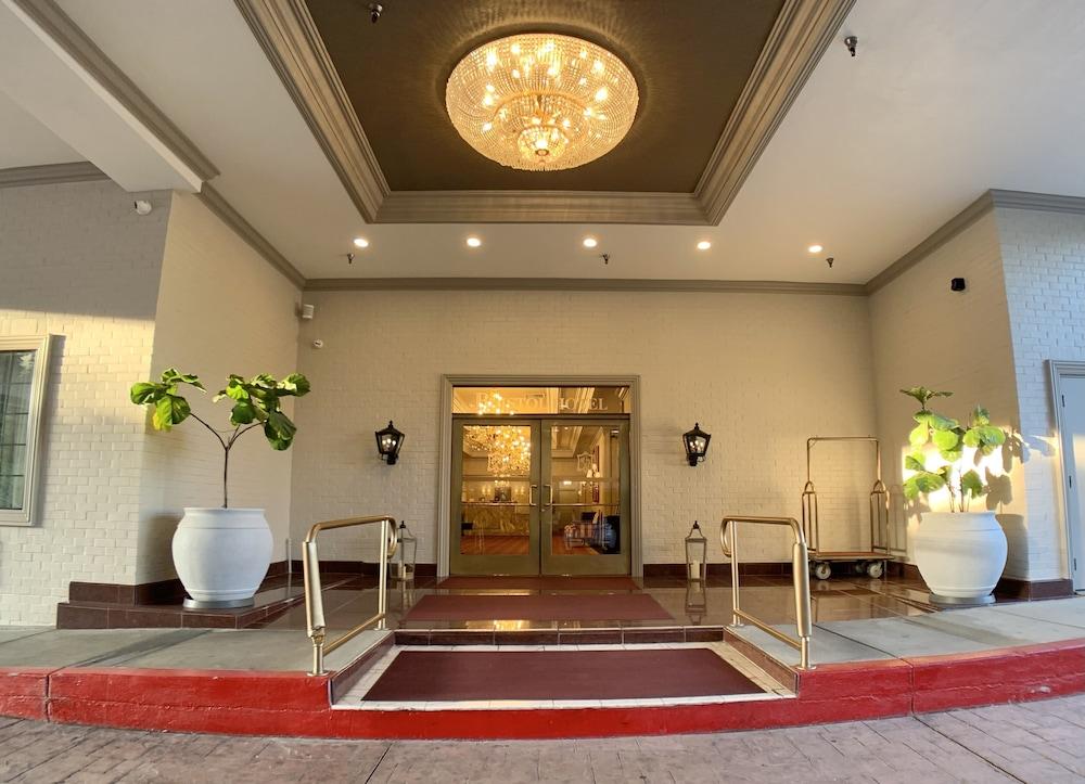 Bristol Hotel, Boutique Collection photo 50