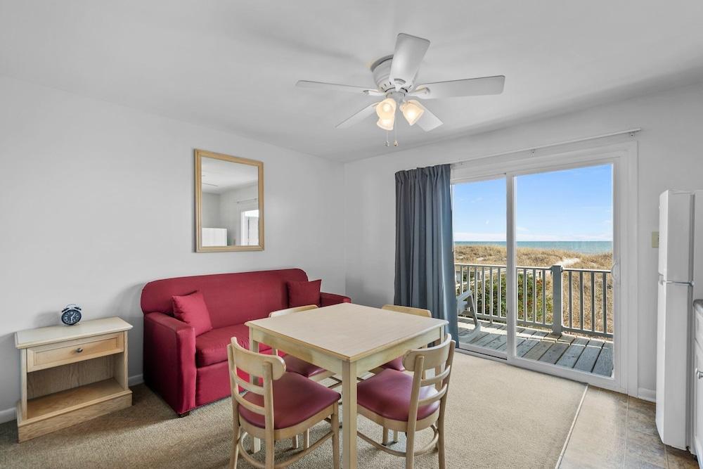 The Beach House photo 93