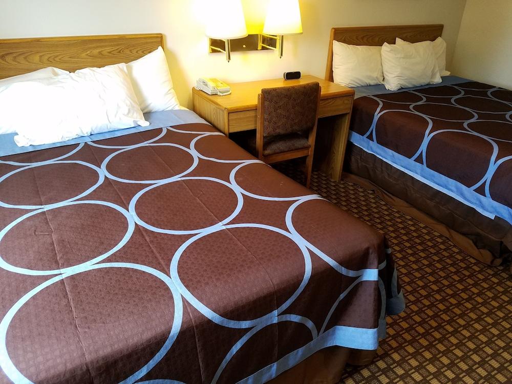 Auburn Inn photo 8