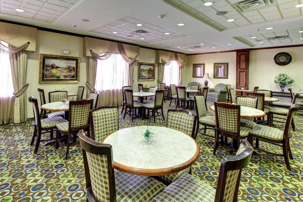 Holiday Inn Express Hotel & Suites San Angelo by IHG photo 22
