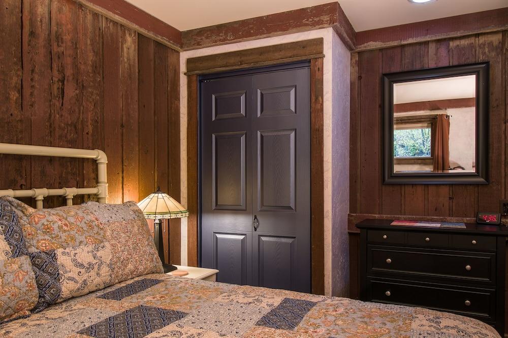 Bailey Lodge photo 5