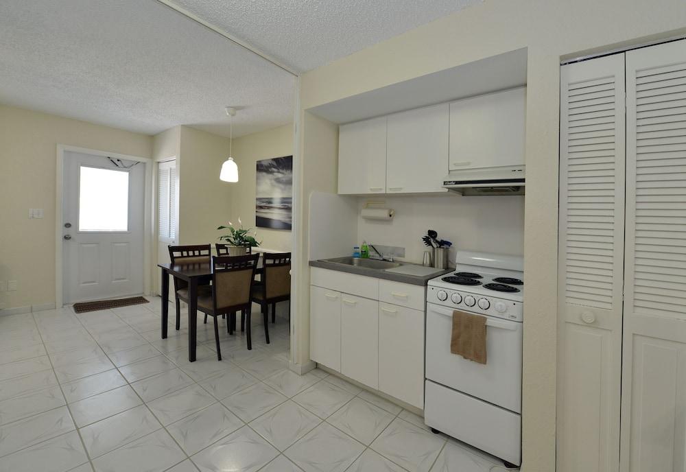 Hollywood by the Sea Hotel photo 36