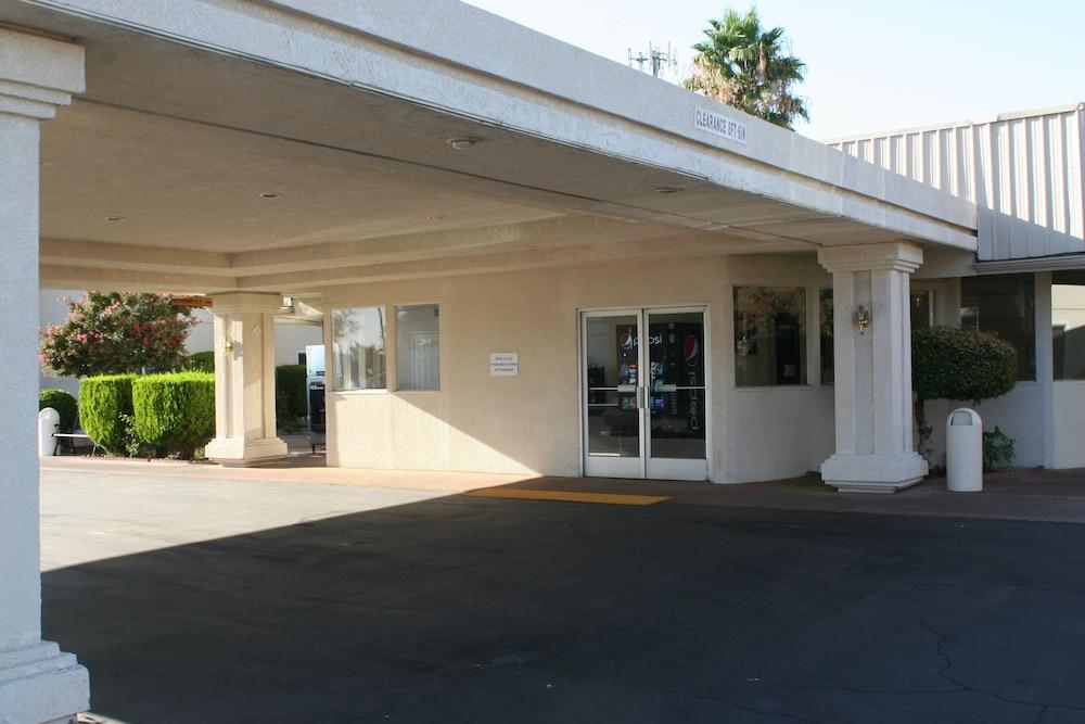 Ramada by Wyndham Merced photo 36