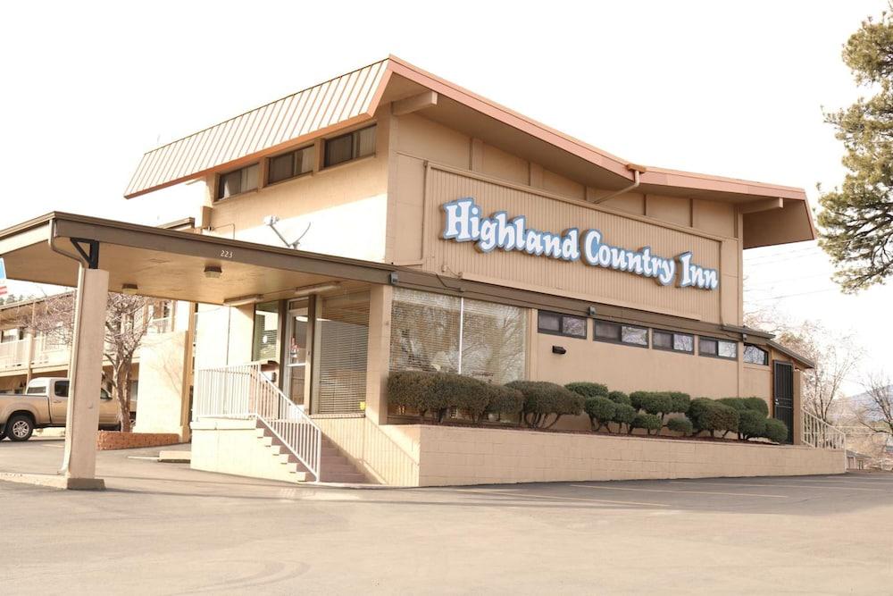 Highland Country Inn photo 39