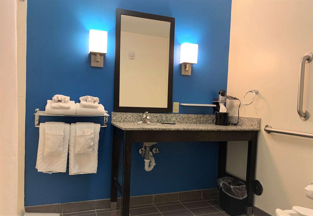 SureStay by Best Western Cambridge photo 7