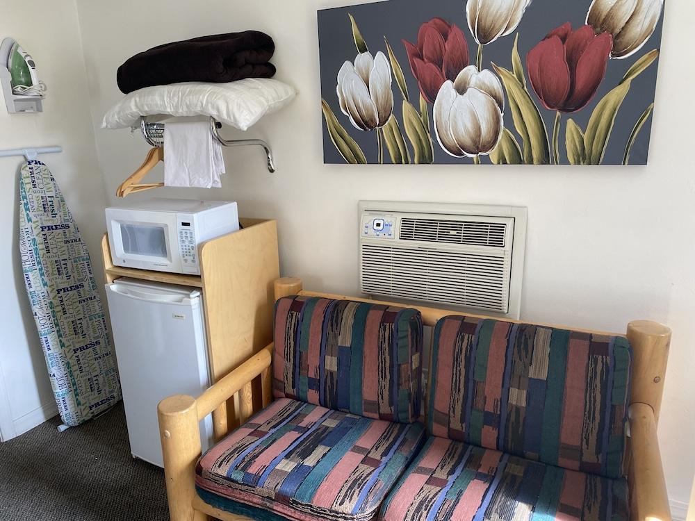 Rustic Inn Motel photo 74
