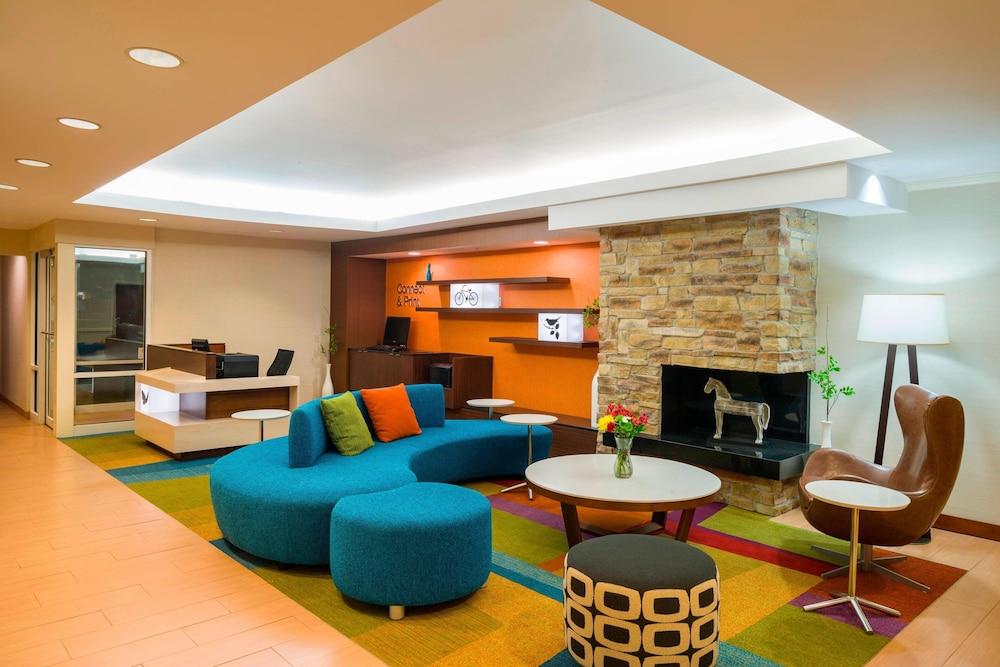 Best Western Allentown Bethlehem Lehigh Valley Inn & Suites photo 2