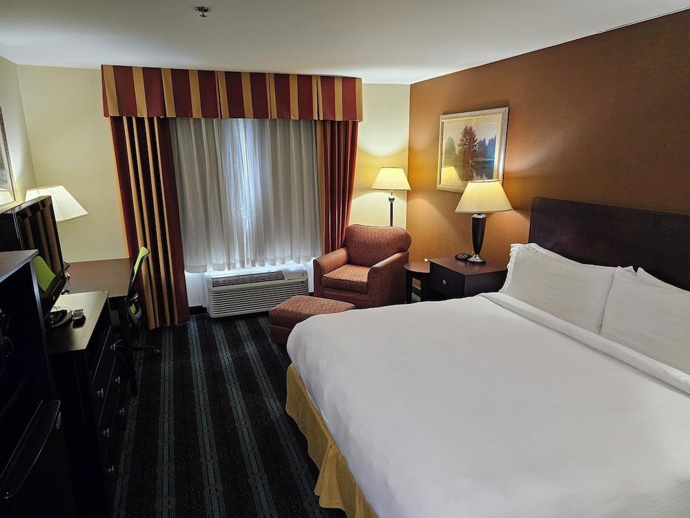 Express Inn Leesville Ft Johnson, SureStay Collection by BW photo 8