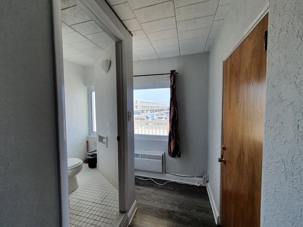 The Coral Sands Motel photo 42