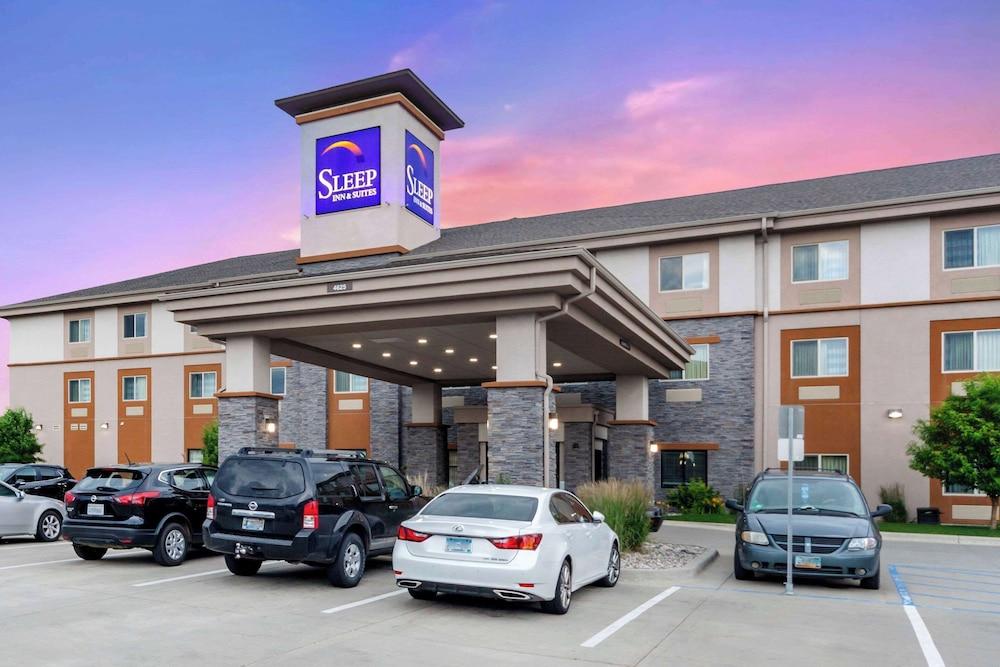 Sleep Inn & Suites Fargo Medical Center photo 46