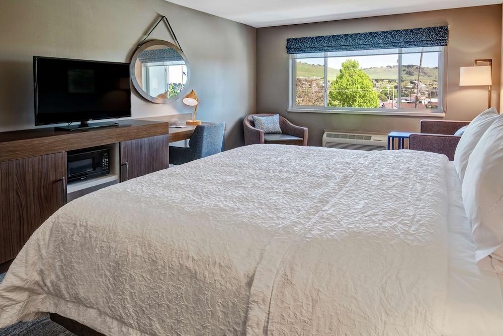 Hampton Inn Vallejo photo 9