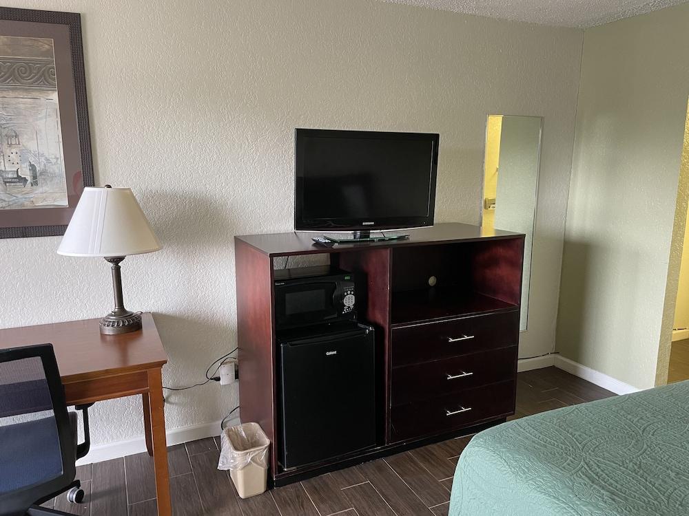 Del Rio Inn photo 7