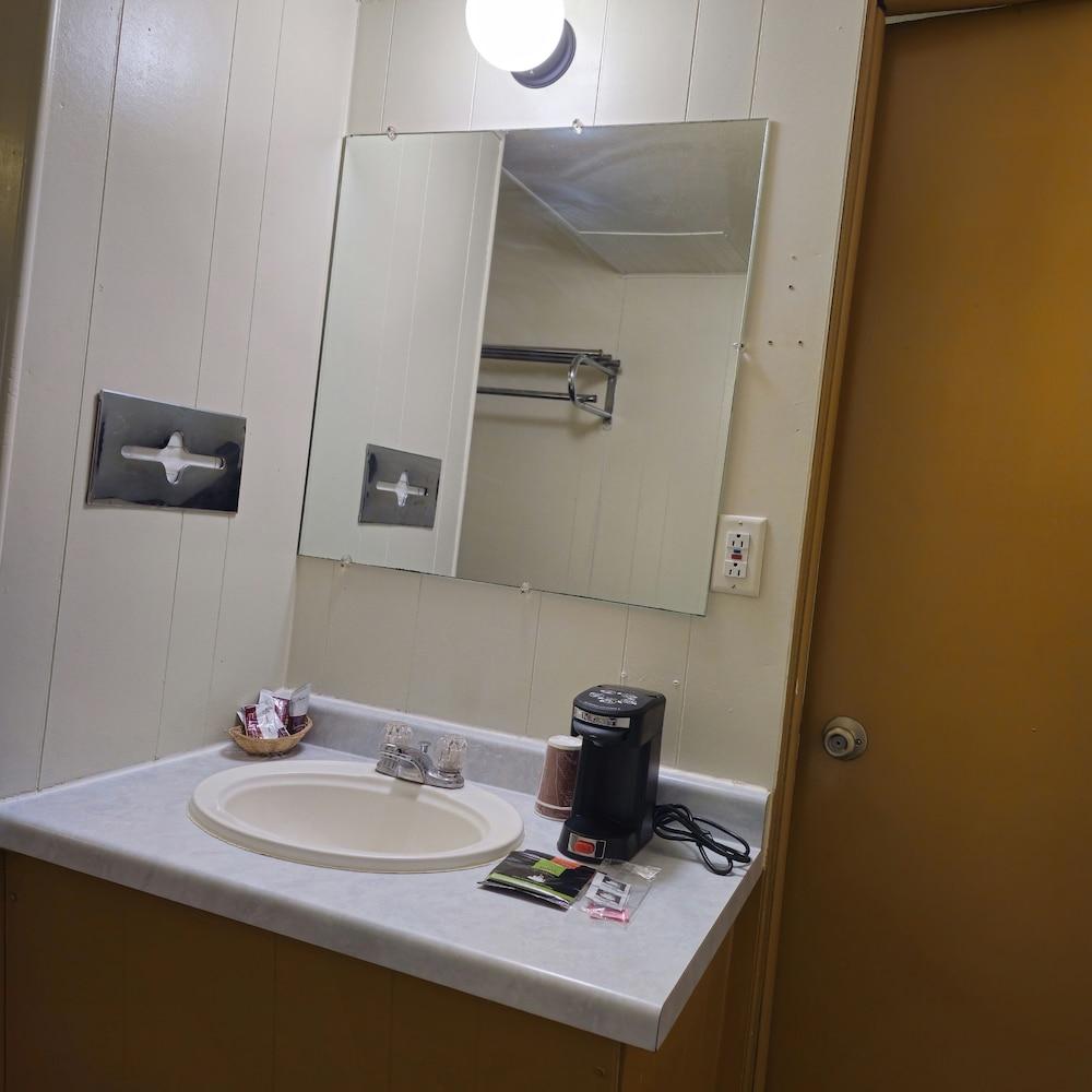 Home Motel Abbotsford photo 14