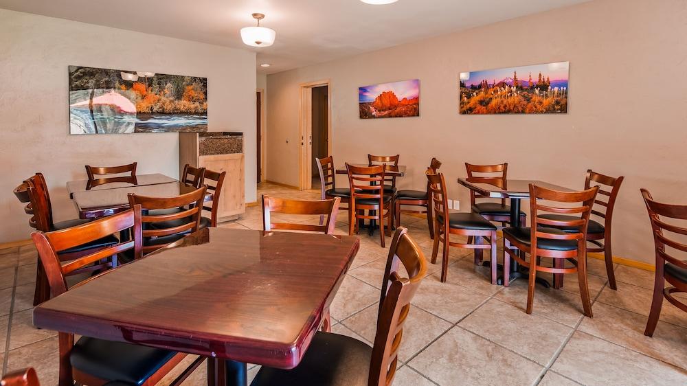 Best Western Ponderosa Lodge photo 52