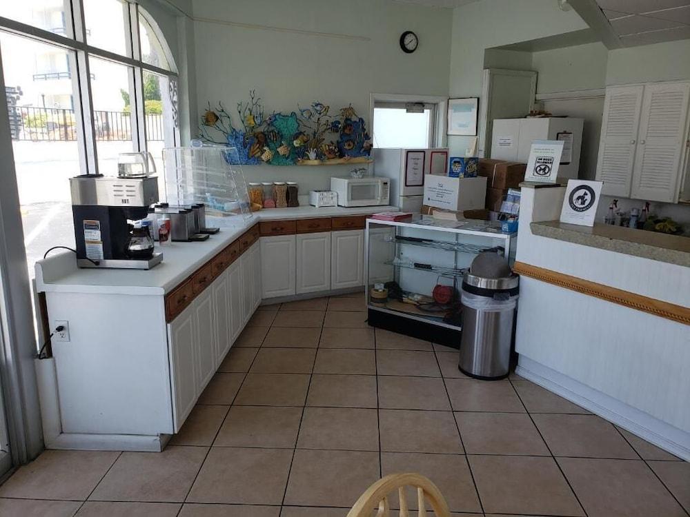 The Seascape Inn photo 30