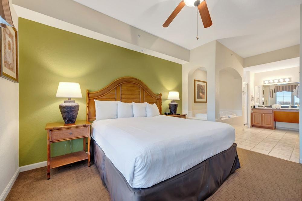 The Village Resort Suite and Spa photo 37