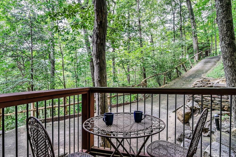 Laurel Valley Mountain Retreat photo 77