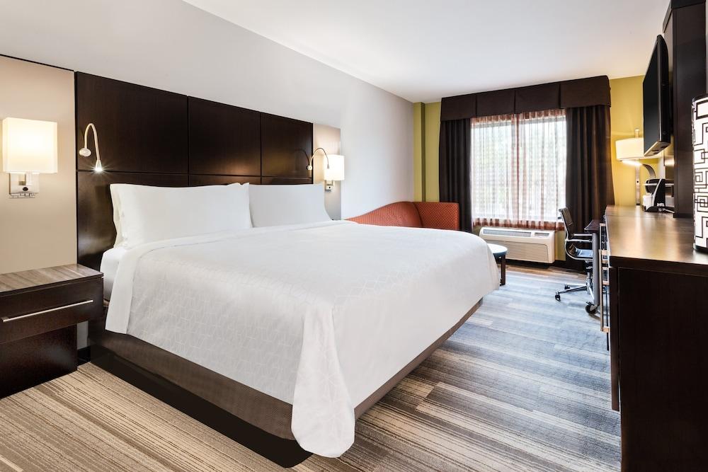 Holiday Inn Express Ft. Lauderdale Cruise-Airport by IHG photo 11