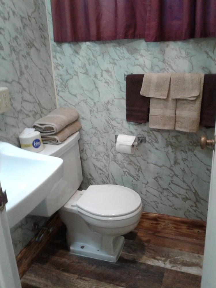 Dighton Inn photo 50