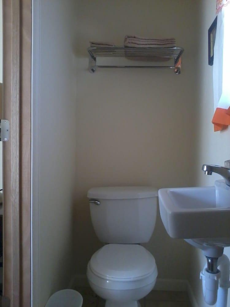 Hiland Terrace Hotel photo 2