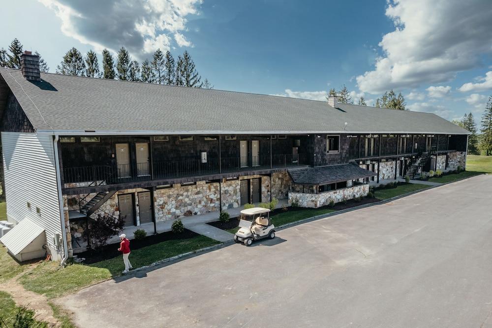 Roscoe Mountain Club photo 1