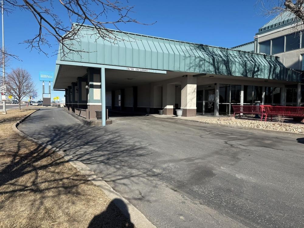Sonesta Essential Rapid City photo 72