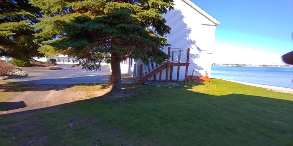 Sunrise Beach Motel photo 20