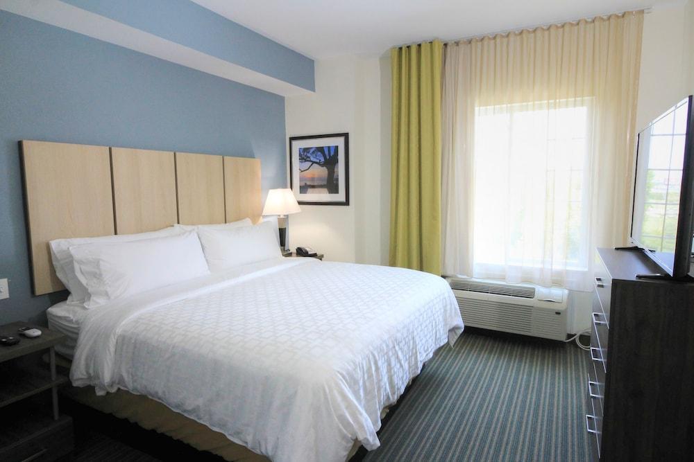 Candlewood Suites Memphis East by IHG photo 5