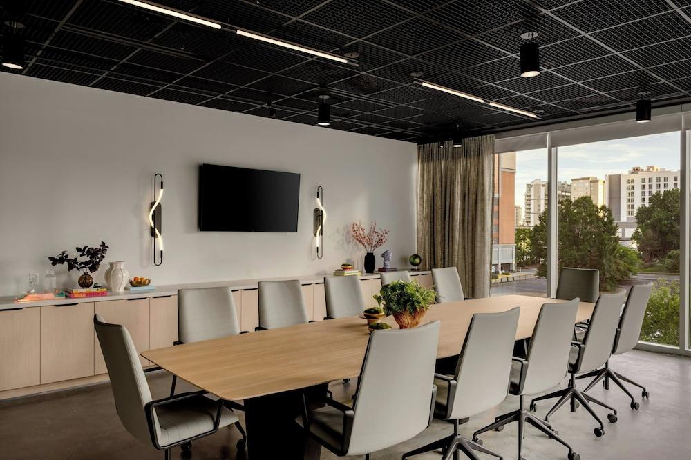 Moxy Charlotte Downtown photo 35