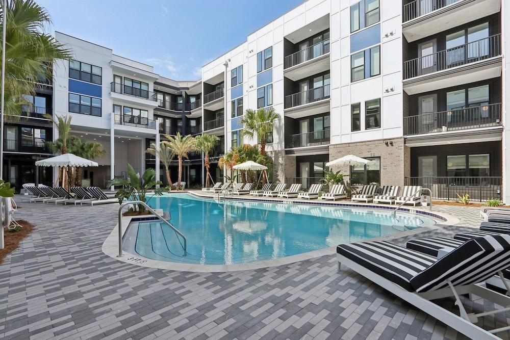 Southbank Apartments by Landing photo 1
