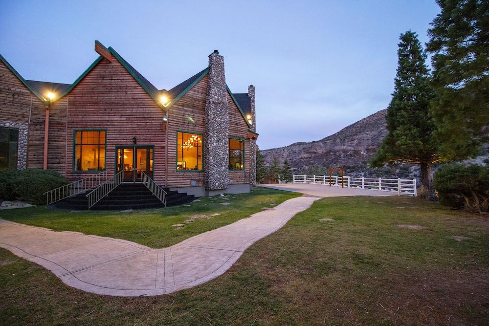 The Retreat on Charleston Peak photo 26