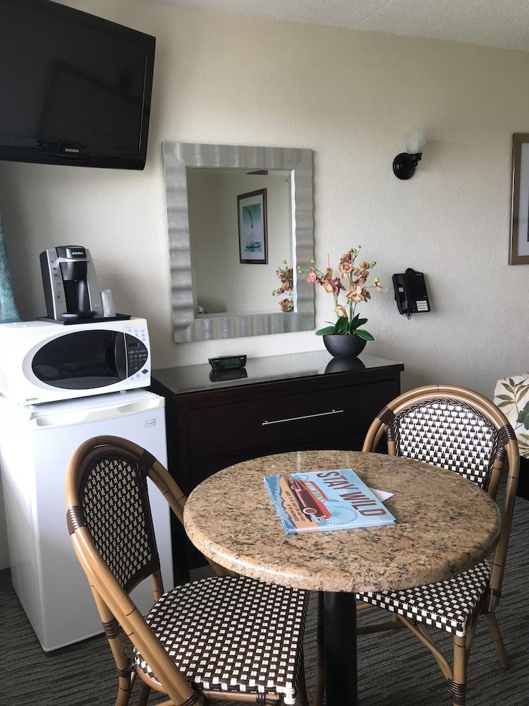Crystal Beach Motor Inn photo 17