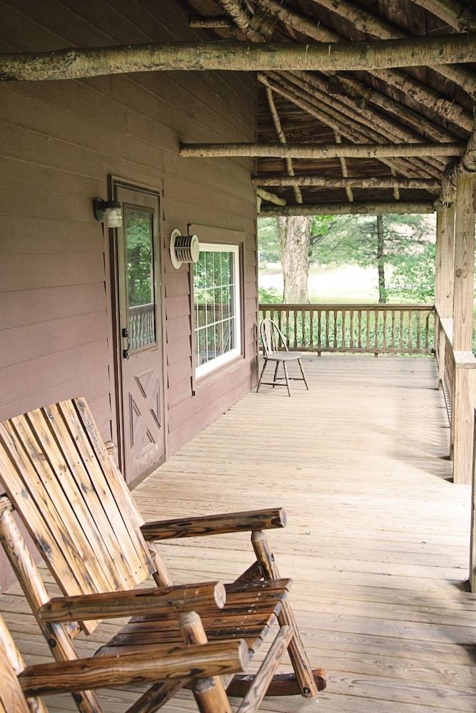 Blue Hill Lodge photo 57
