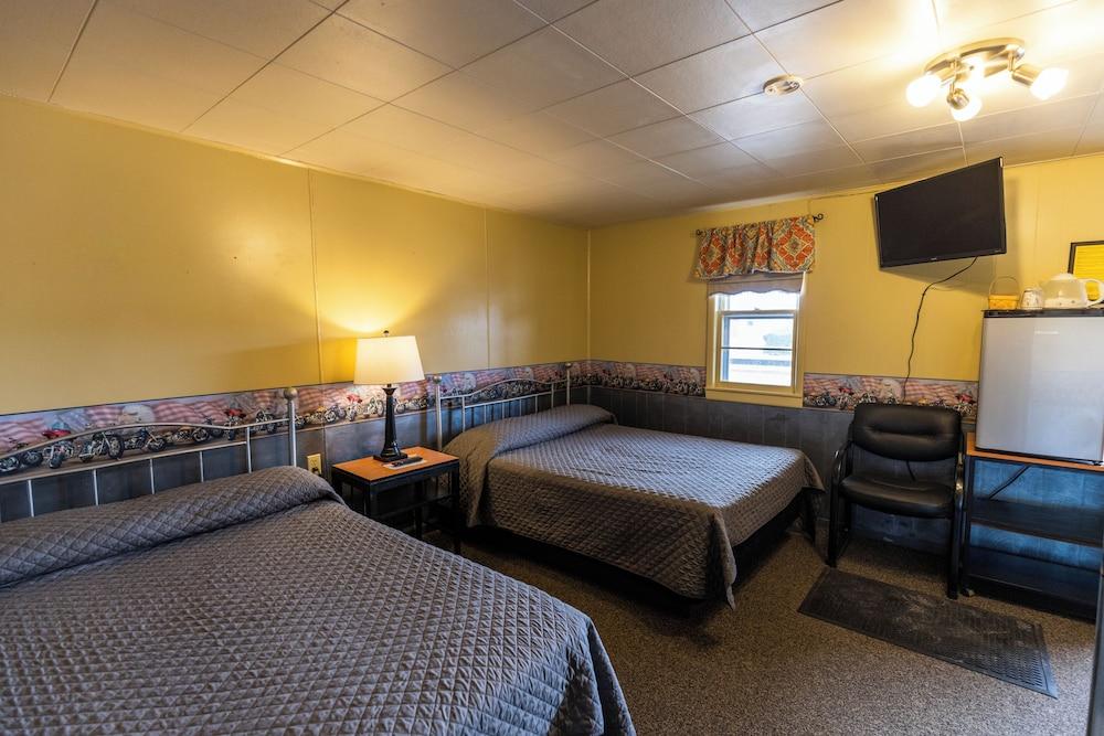 Sunset RV Park and Motel photo 7