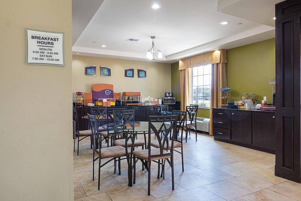 Rodeway Inn & Suites Winnfield photo 39