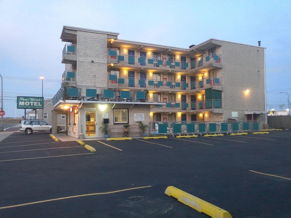 Four Winds Motel photo 38
