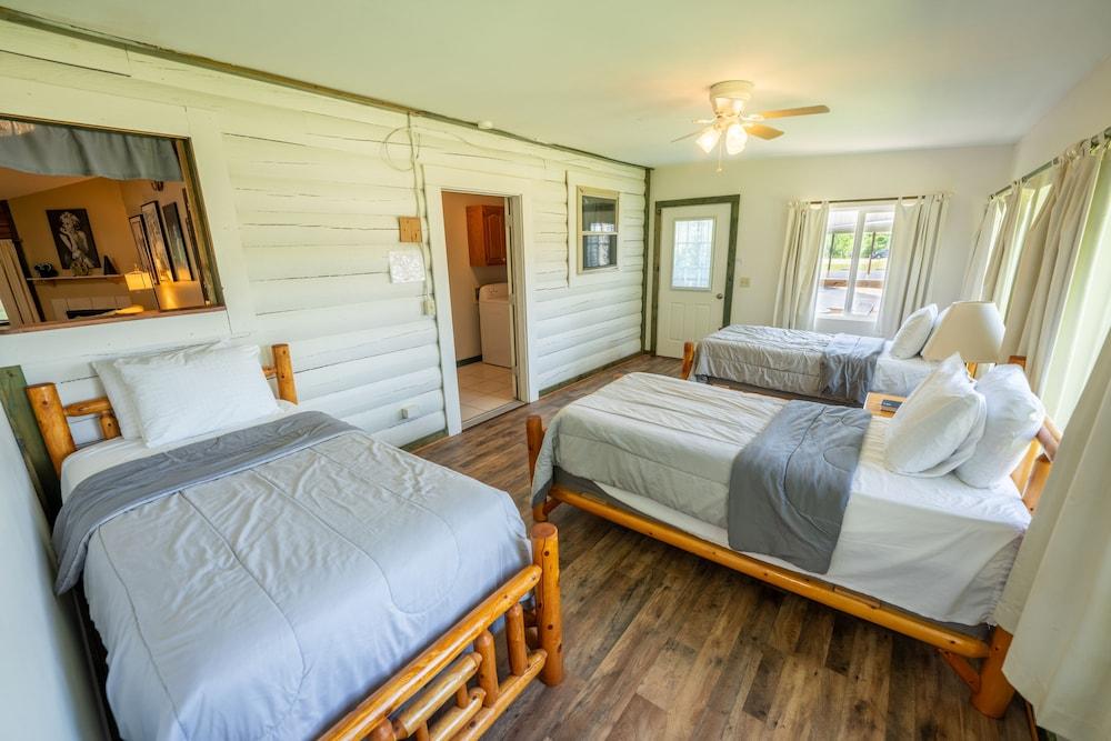 Fishtale Lodge photo 34