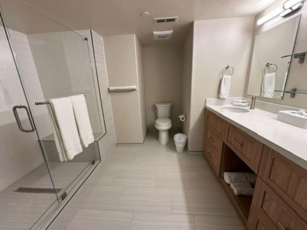 Hilton Vacation Club Riviera Beach & Shores photo 12