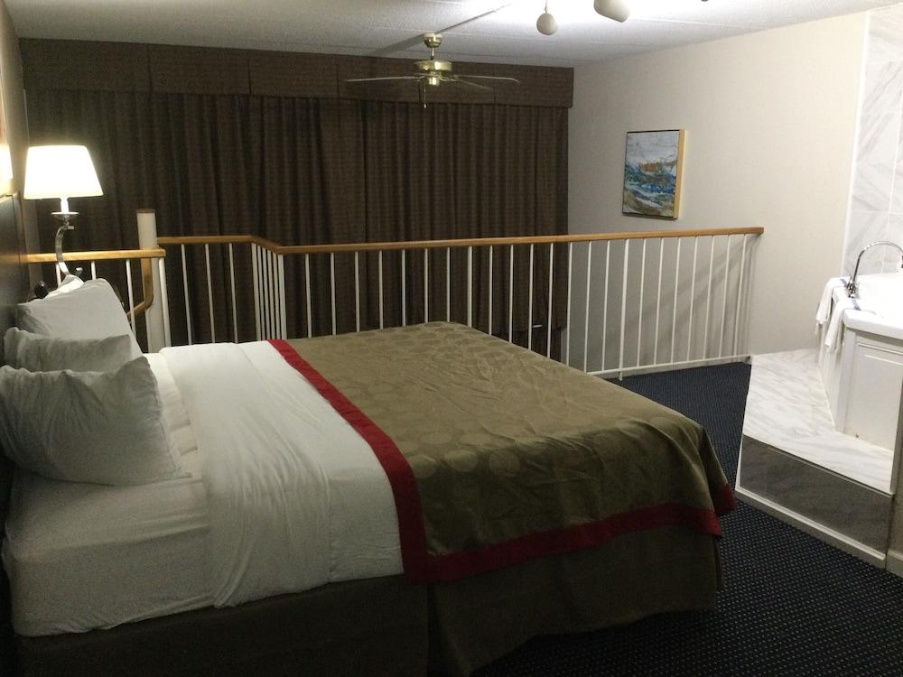 Quality Inn & Suites photo 6