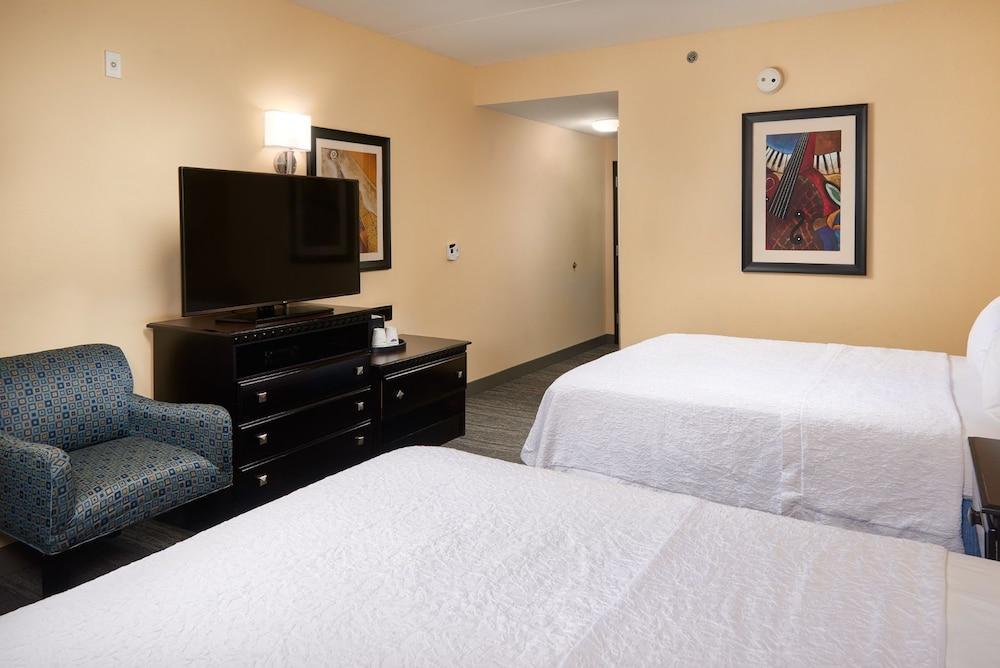 Hampton Inn & Suites Mt. Juliet photo 13