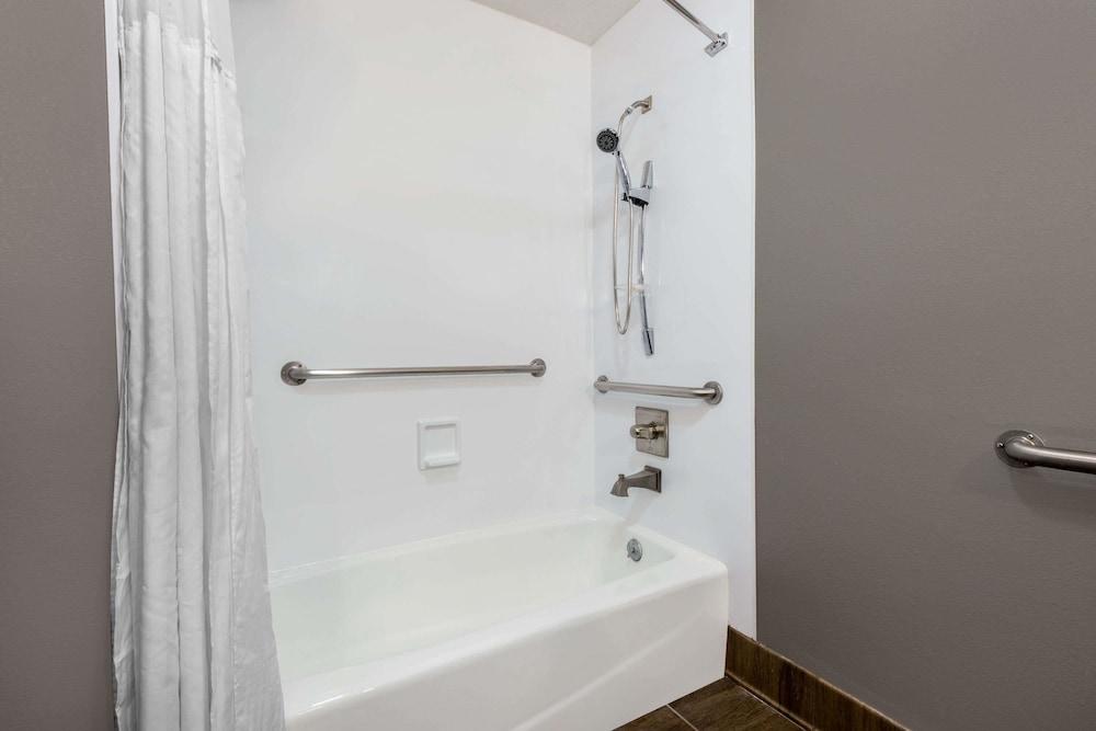 Hotel 1550 photo 6