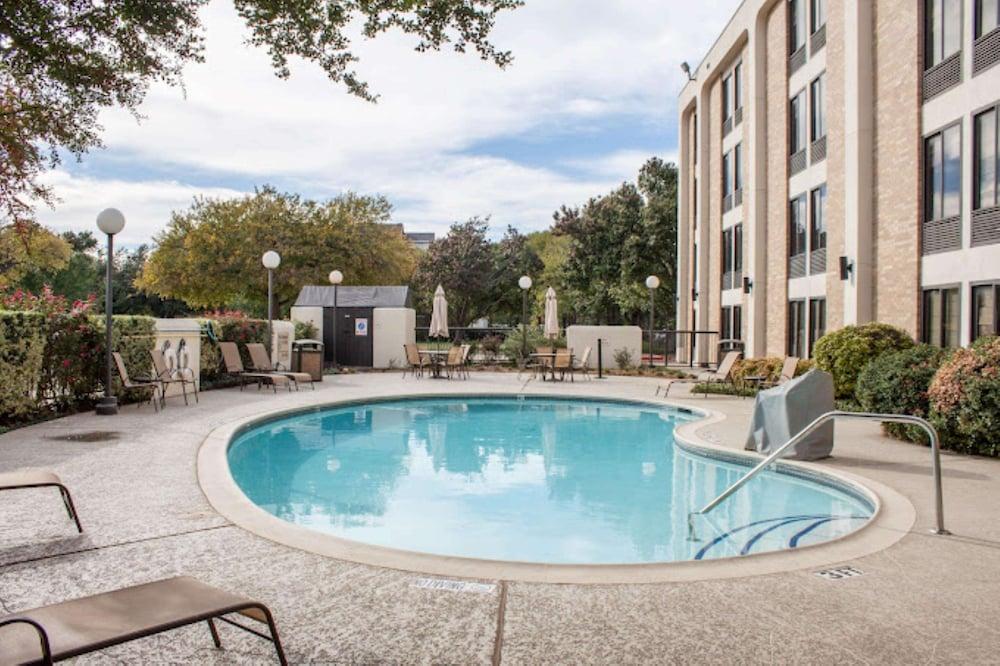 The Addison Hotel, SureStay Collection by Best Western photo 14