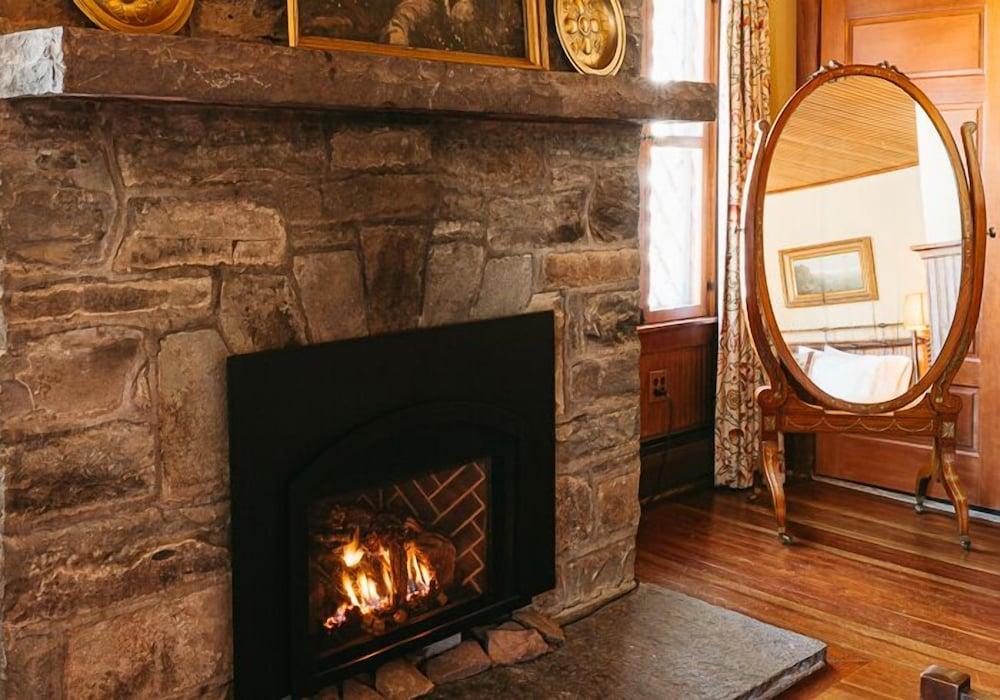 Deer Mountain Inn photo 4
