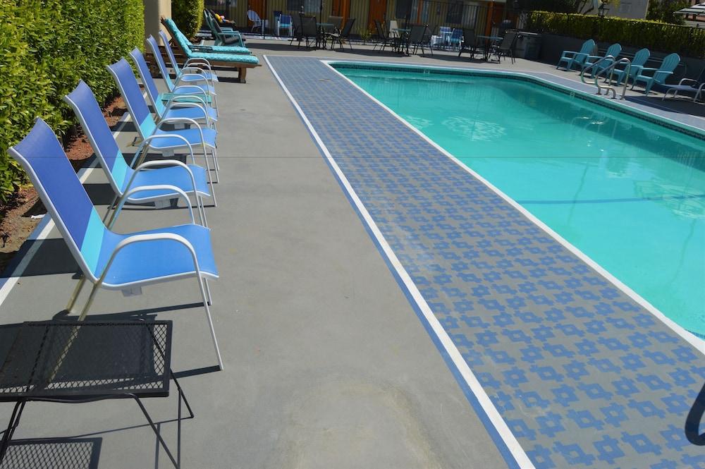 Musicland Hotel photo 2