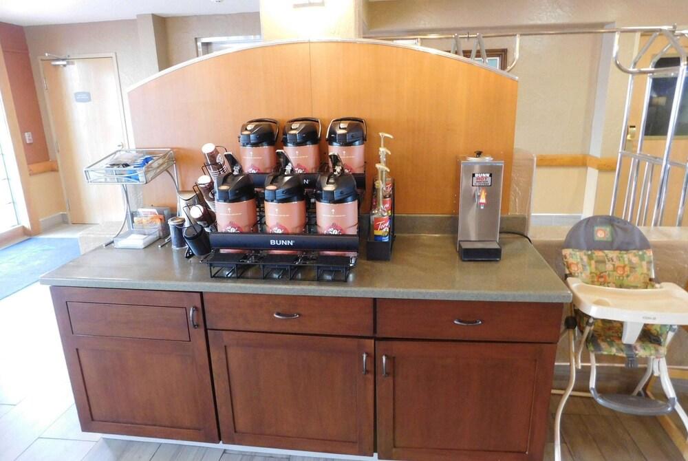 Comfort Inn & Suites Ogallala photo 11