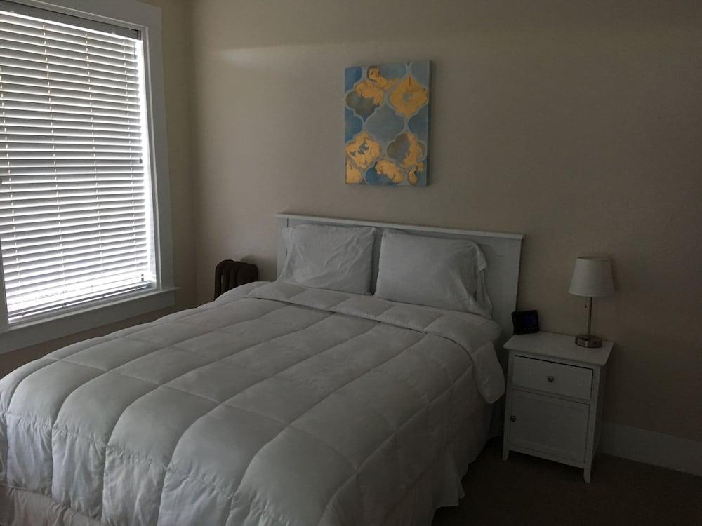 Hotel Burgess photo 25
