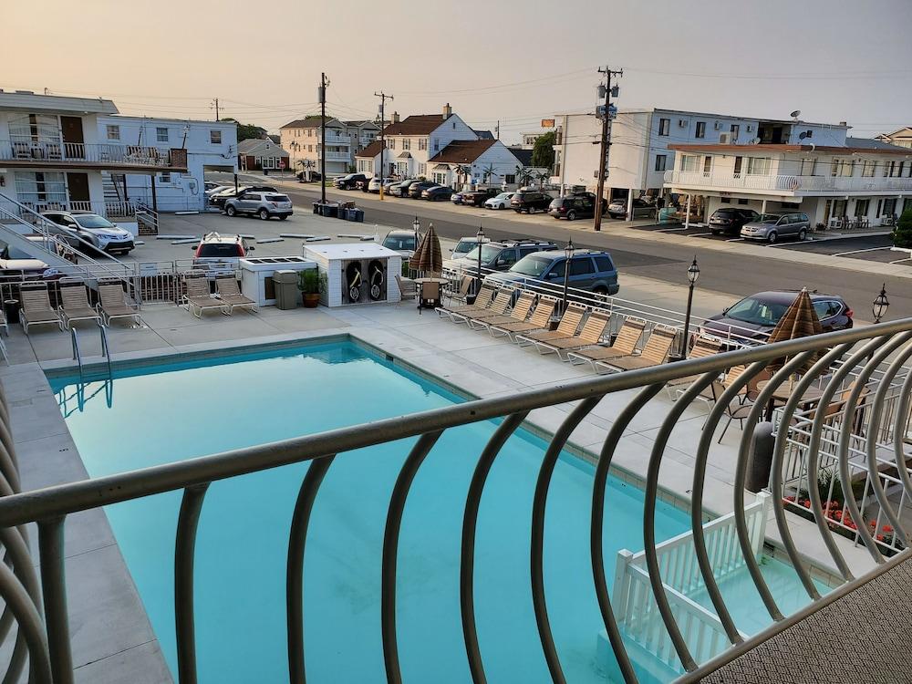Ivan Hoe Motel photo 29