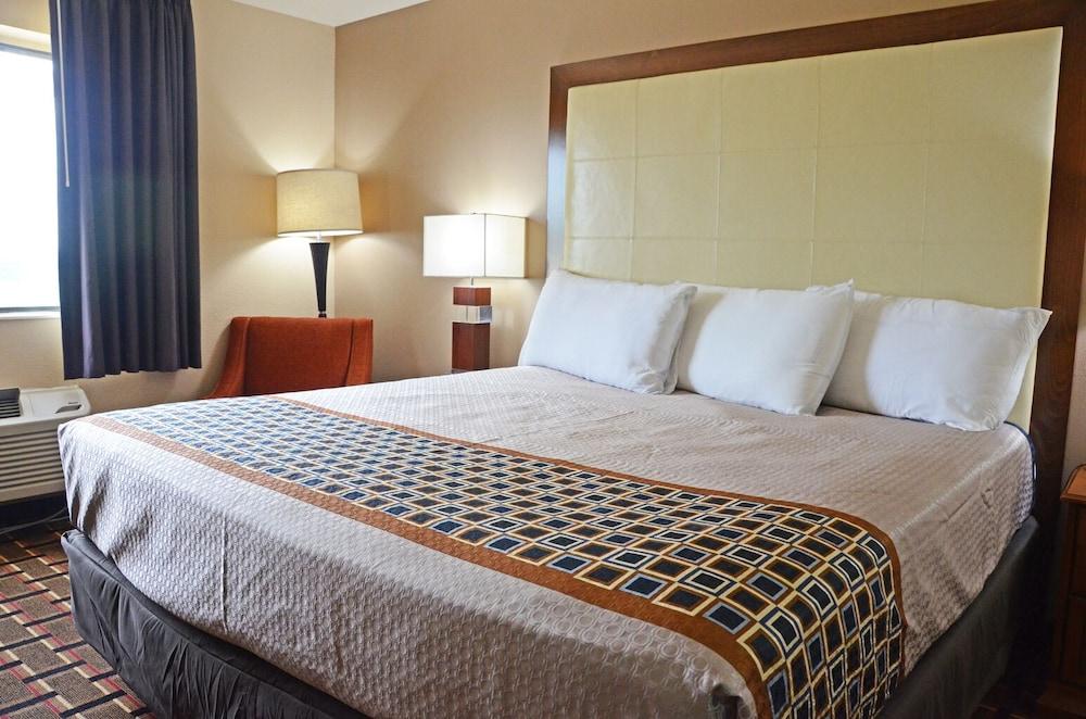 Heritage Grand Inn photo 47