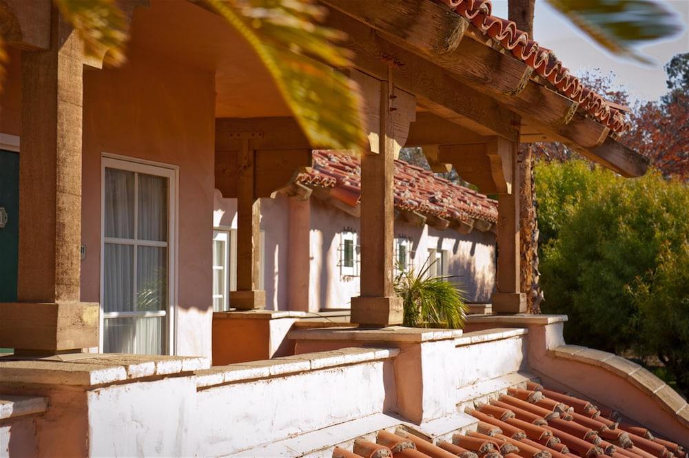 Harris Ranch Resort photo 9